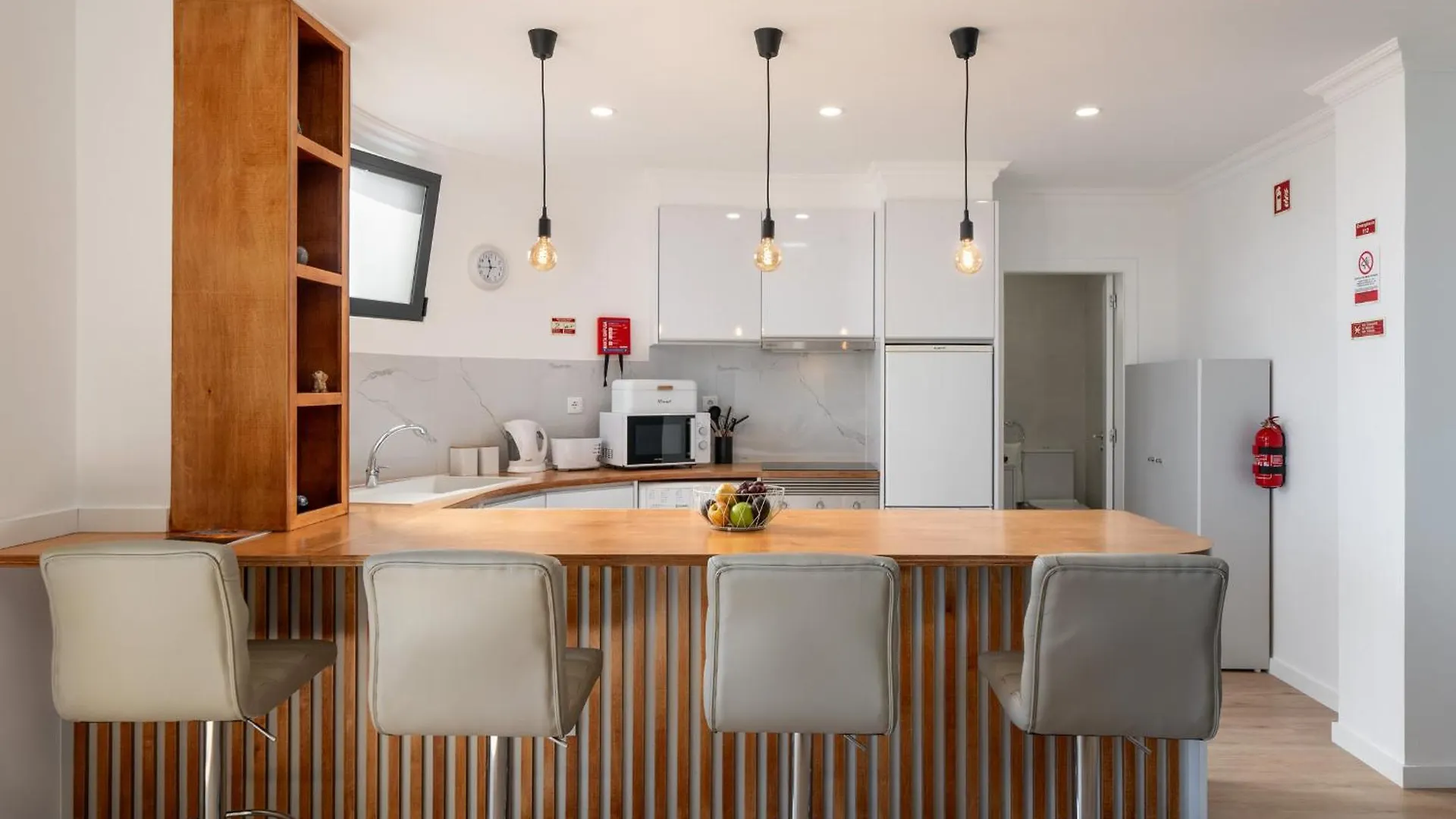 Casa Jorge Calaca By An Island Apart 카니살
